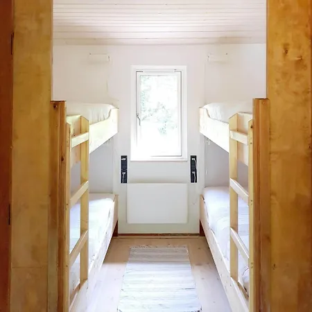 10085-1-nykobing-sj-ostvej-16 Nyaraló *